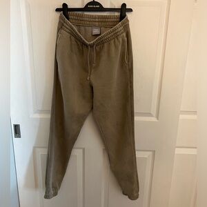 Aritzia cozy fleece jogger
